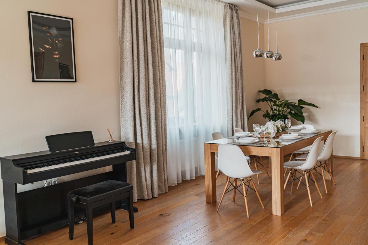 Executive 2-Bdrm Central Suite Ústí nad Labem Eksteriør billede